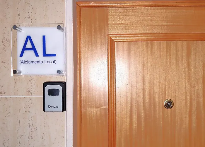 Апартаменты Dom Elena - Jardins Da Rocha *